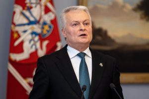 Prezidentas įtaria URM į ambasadorius Lenkijoje mėginant proteguoti „tam tikrus žmones“ 