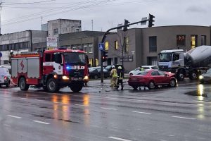 Raudondvario plente susidūrė „Volkswagen“ ir „Škoda“: prireikė ir ugniagesių