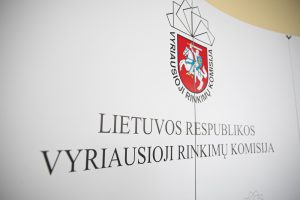 Vyriausioji rinkimų komisija dalyvauti EP rinkimuose registravo 15 kandidatų sąrašų