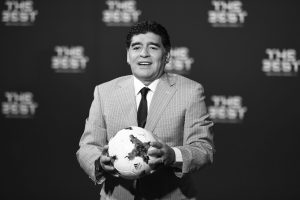 Lietuvos futbolo legendos sukrėstos D. Maradonos mirties: tai – viena didžiausių netekčių