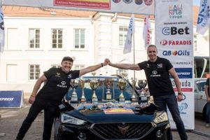 Tradicinis ralis „Aplink Lietuvą“ – kitoje Kauno vietoje: lenktynininkai sieks Prezidento taurės