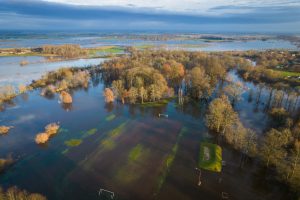 Potvynis Vakarų Lietuvoje slūgsta, trikdžių dar išlieka Klaipėdos rajone