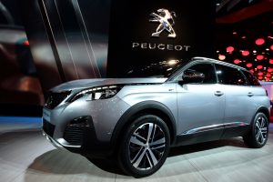 Net ir suplėšytas bilietas atnešė „Peugeot 5008“