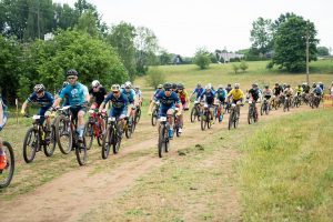 A. Kazakevičius ir G. Andrašiūnienė pergalėmis pradėjo MTB dviračių maratonų taurės sezoną