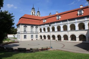 Lietuvos teatro, muzikos ir kino muziejus prašo pagalbos