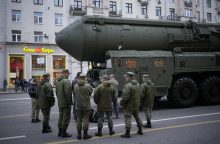 Rusija pradėjo trečiąjį branduolinių ginklų pratybų etapą
