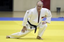 Vietoje Paryžiaus olimpiados rusai per televiziją galės žiūrėti V. Putiną