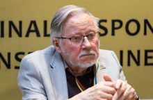 Žiniasklaida: dėl širdies problemų į Santaros klinikas paguldytas V. Landsbergis