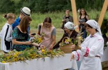 Žolinė: tiesiog ilgasis savaitgalis ar ypatinga vasaros šventė?