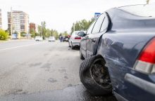 Techninių eismo įvykių tyrimus siekia perleisti draudikams: šie prisipažįsta – stinga išmanymo