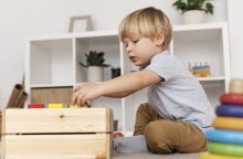 Kaip susitarti su vaiku, kad po žaidimų susitvarkytų kambarį?