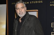 Aktorius, demokratų rėmėjas G. Clooney paragino J. Bideną pasitraukti iš rinkimų