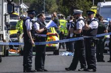 JK per įtariamą išpuolį peiliu sužeisti mažiausiai 8 žmonės, tarp jų gali būti vaikų