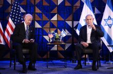 JAV: J. Bidenas ir Izraelio premjeras susitiks, jei prezidentas pasveiks nuo COVID-19 