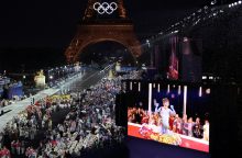 Paryžiaus olimpiados atidaryme dalyvavusi artistė dėl grasinimų kreipėsi į teisėsaugą